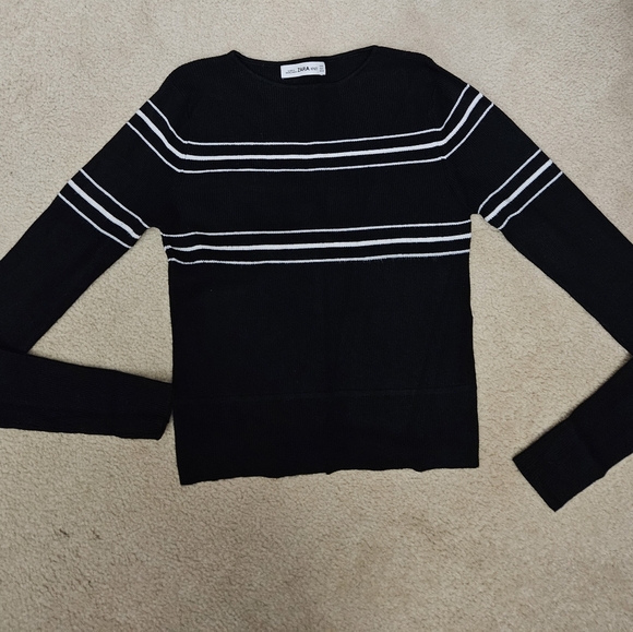 Crop top - Picture 2 of 4